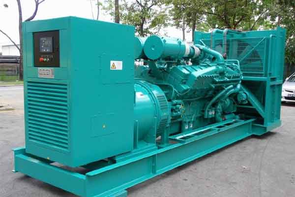 砀山柴油发电机组电压不稳定怎样维修？