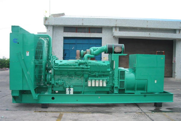 砀山工厂发电机应急发电时如何更准确地检查发电机状态？